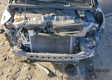 2013 Ford C-Max Sel z USA, uszkodzony, nr VIN 1FADP5BU0DL513821